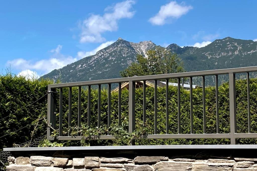 Zentral, ruhig&stilvoll mit Bergpanorama+ Garten Garmisch-Partenkirchen Esterno foto